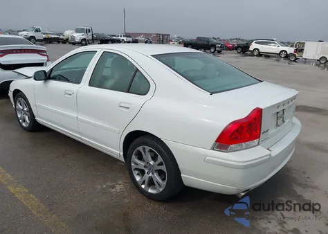 2009 Volvo S60 2.5T/2.5T Special Edition из США, поврежденный, VIN YV1RS592592740321